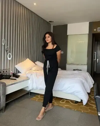 Call Girls Bardoli Cash On Delivery